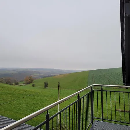 Weitblick Mit Whirlpool * Lasel