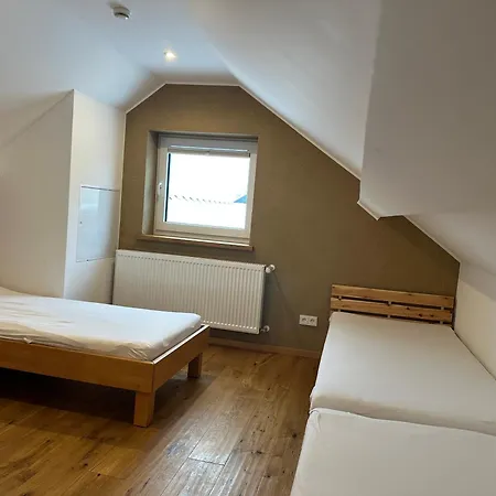 Weitblick Mit Whirlpool Апартаменты Lasel