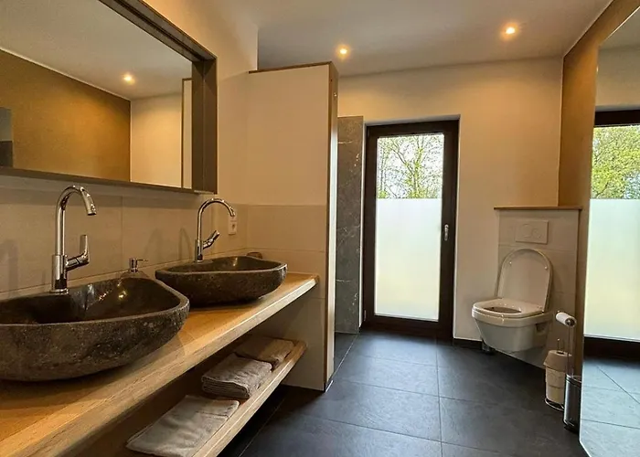 Weitblick Mit Whirlpool Lasel