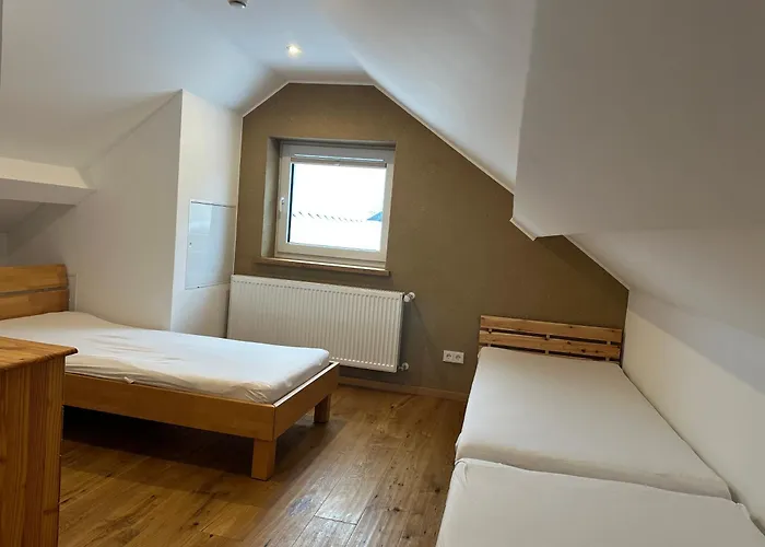 Weitblick Mit Whirlpool Apartman Lasel